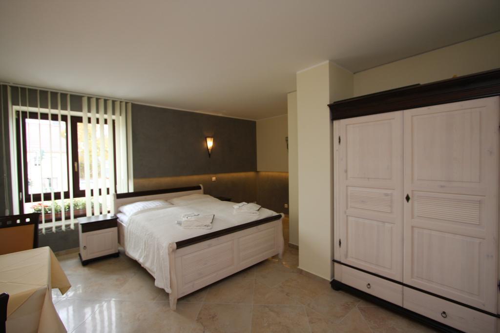 Hotel Da Gianni Gmbh Oranienburg Room photo